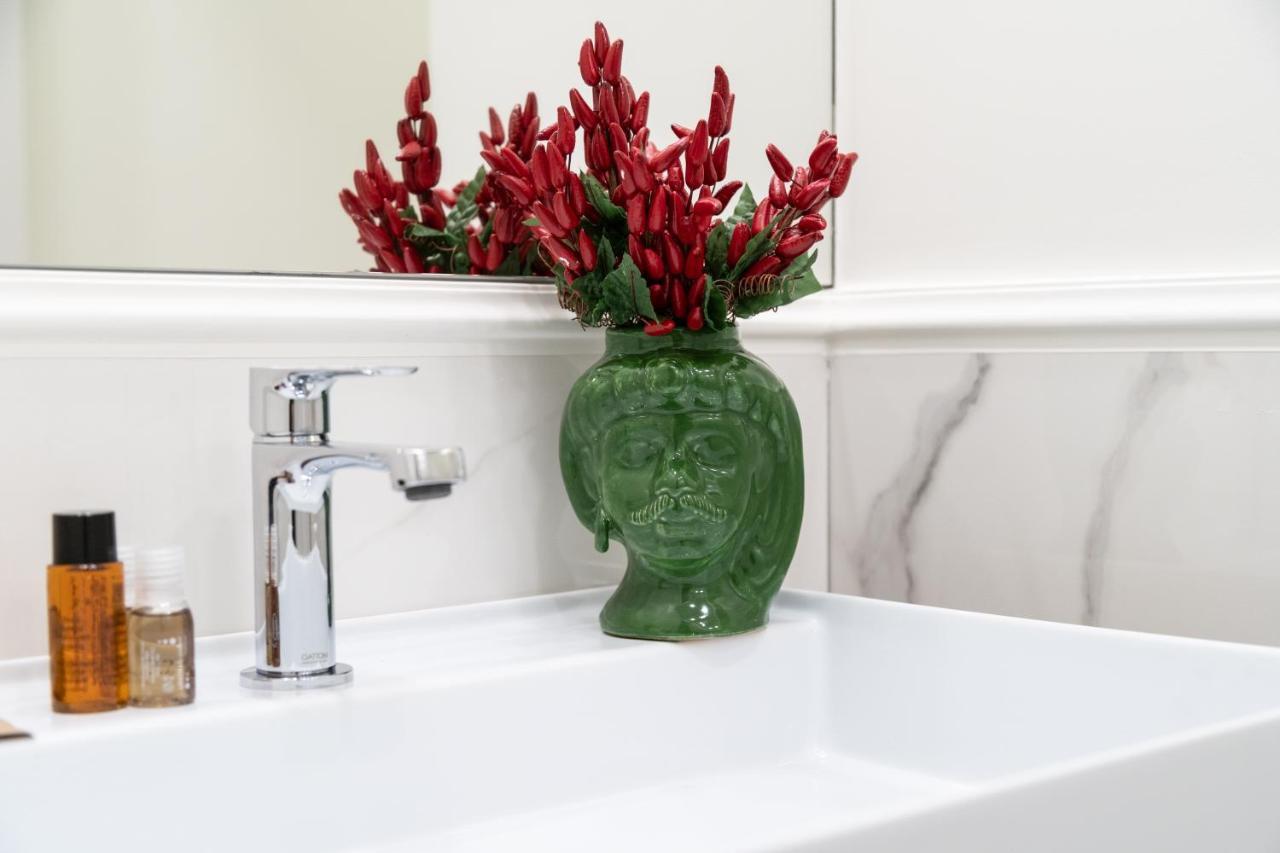 B&B Palazzo Perrotta Катания Экстерьер фото